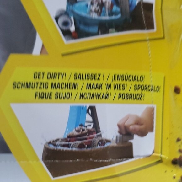 Monster Jam Mud Masters Dunk Tank Playset- New Never Used - Picture 13 of 15